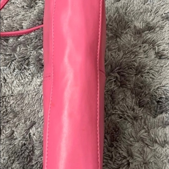 Pink Purse - Picture 3 of 5